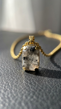 The Locus Necklace