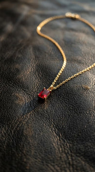 Nuvel Crimson