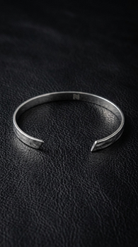 Echo Cuff