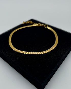 Golden Sleek Bracelet