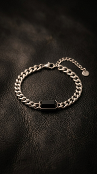Nuvel Onyx Gleam